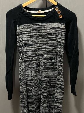Roxy Black & Gray Marled Crewneck Sweater with Shoulder Buttons